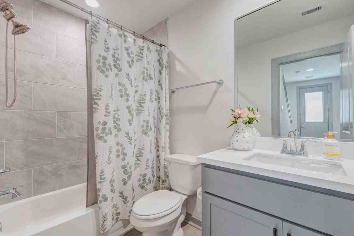 4502 Buck St - Photo 6 of 27