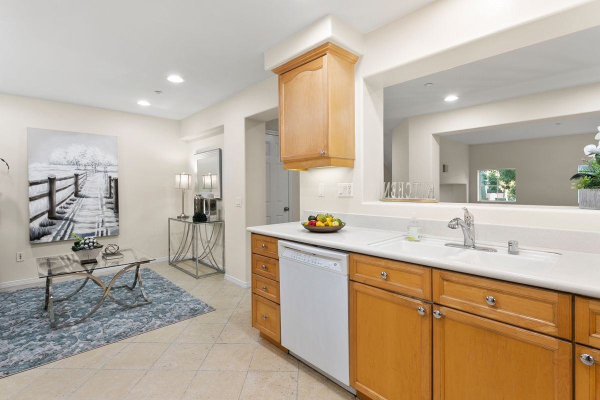 44 Modesto - Photo 7 of 33