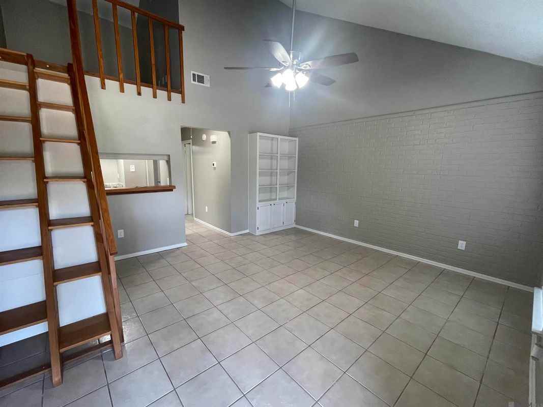 402 Lee Dr ##7d - Photo 2 of 10