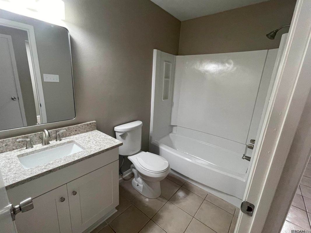402 Lee Dr ##7d - Photo 7 of 10