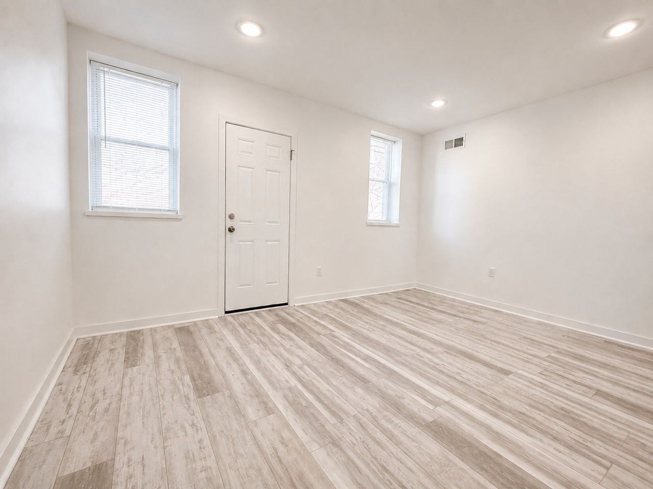 129 S 51st St ## 1f - Photo 4 of 22