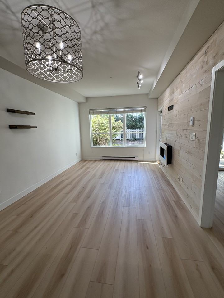 6440 194 Street - Photo 2 of 21