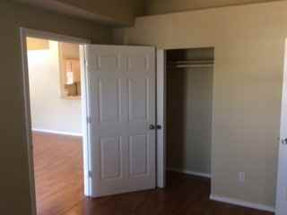 6618 Northeast 166th Avenue - Photo 2 of 5