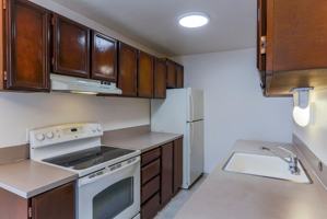 featured image of 16053 16053 - 16057 NE 8th St