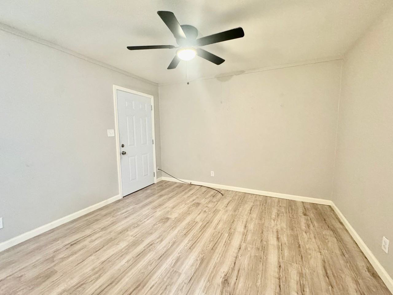 6702 Fulton St #10 - Photo 3 of 7
