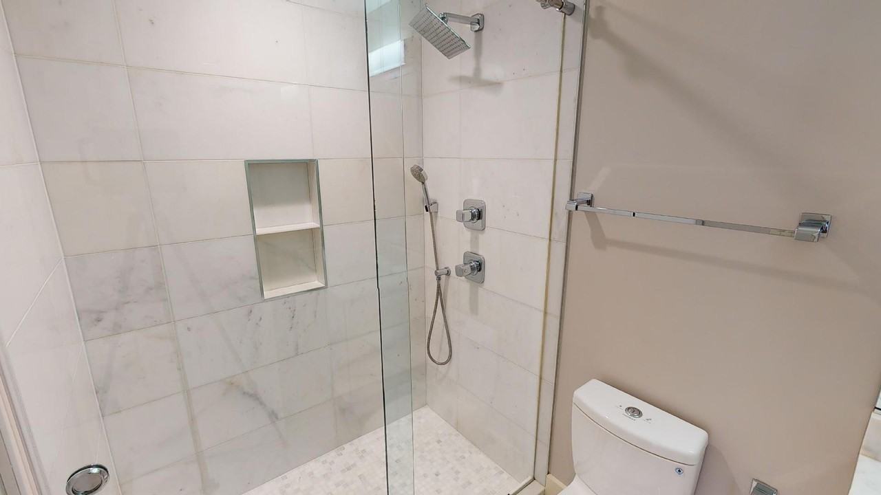 643 Lamont St Nw #1A - Photo 6 of 13