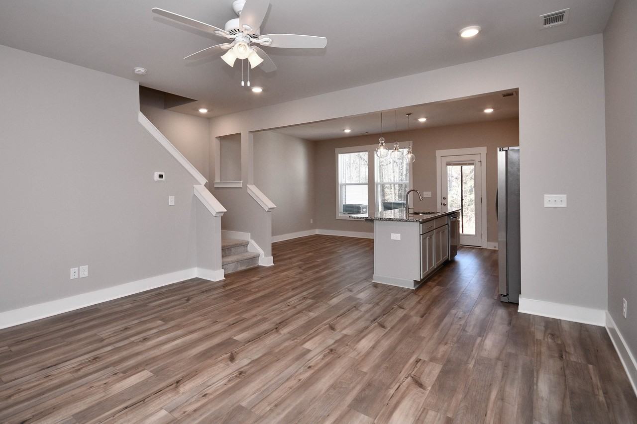 26 Starlake Rd #26 - Photo 2 of 18