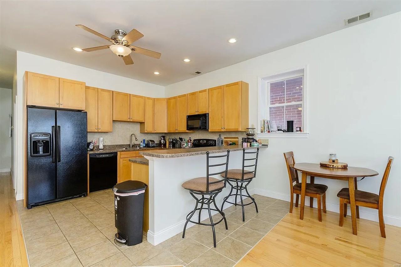 4063 Shenandoah Ave #A - Photo 3 of 10