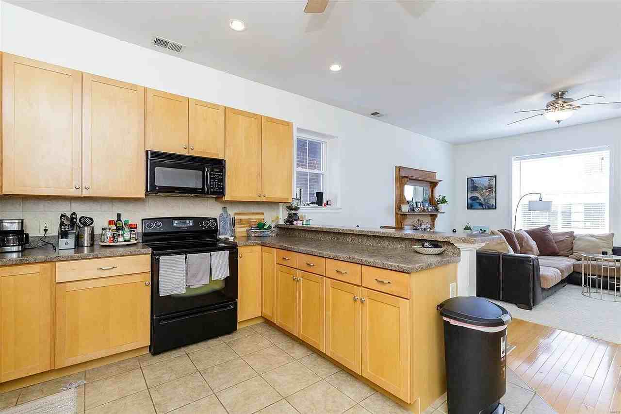 4063 Shenandoah Ave #A - Photo 6 of 10