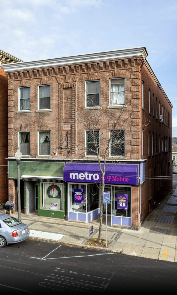 340 Main St #2 - Photo 2 of 4