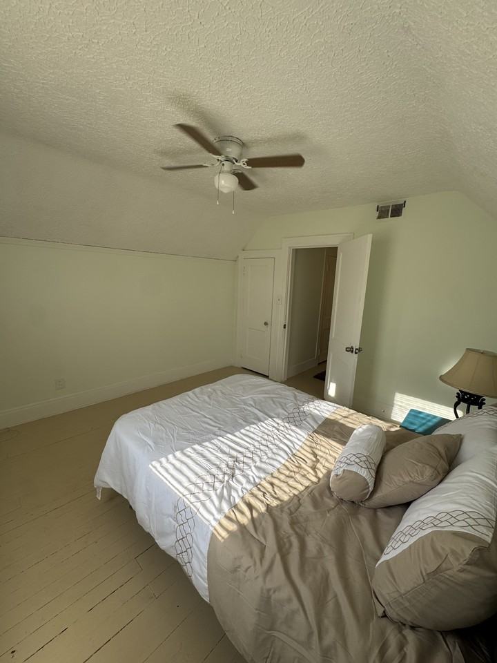 1534 Eddington Rd #3 - Photo 2 of 10