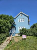 featured image of 1668 N Van Buren St #UPPER
