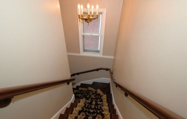 1668 N Van Buren St - Photo 3 of 20