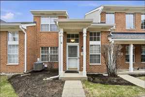 featured image of 8 Saint Regis Ct #8