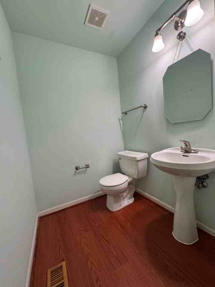 8 Saint Regis Ct #8 - Photo 6 of 22