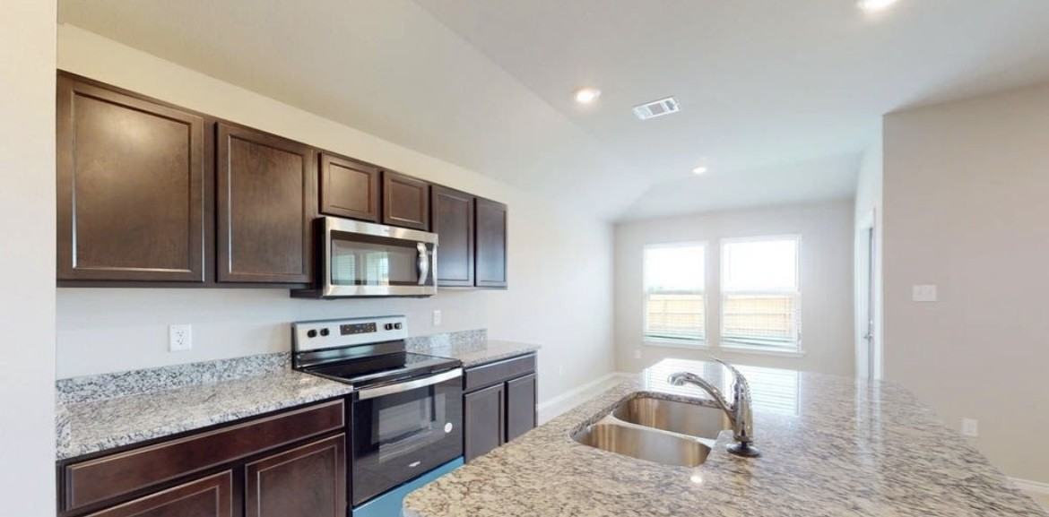 1262 Lindsey Dr #NA - Photo 5 of 20