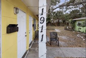 featured image of 1911 7th St #1911