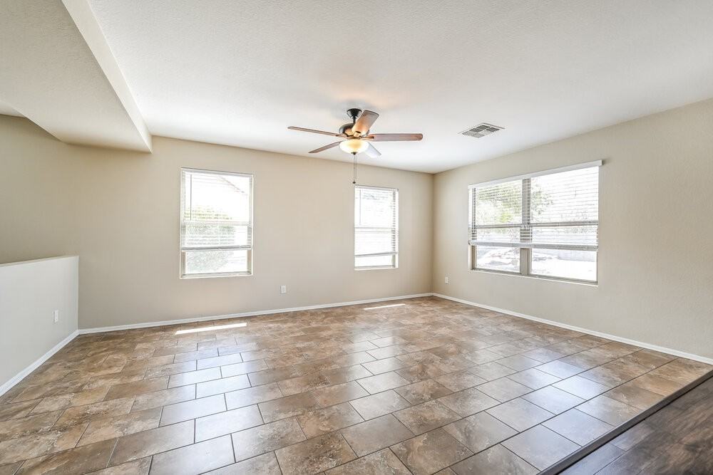 15331 W Cameron Cir - Photo 6 of 17
