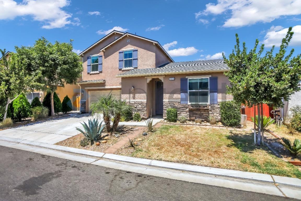 6314 W Donner Ave - Photo 4 of 31