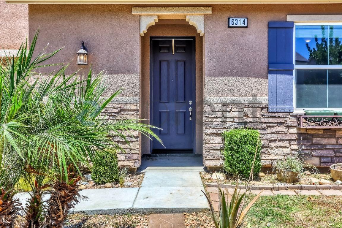 6314 W Donner Ave - Photo 5 of 31