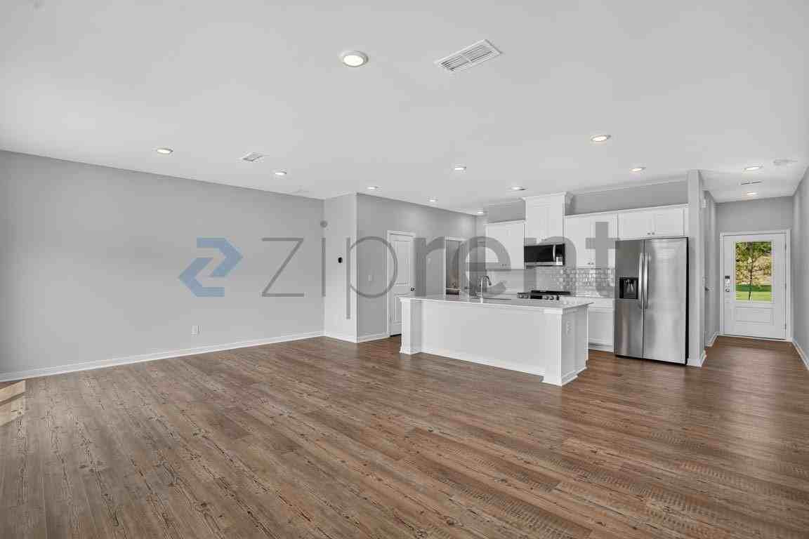 7424 Quinn Pl - Photo 5 of 35