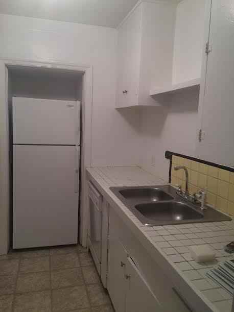 935 Delores Dr - Photo 4 of 10