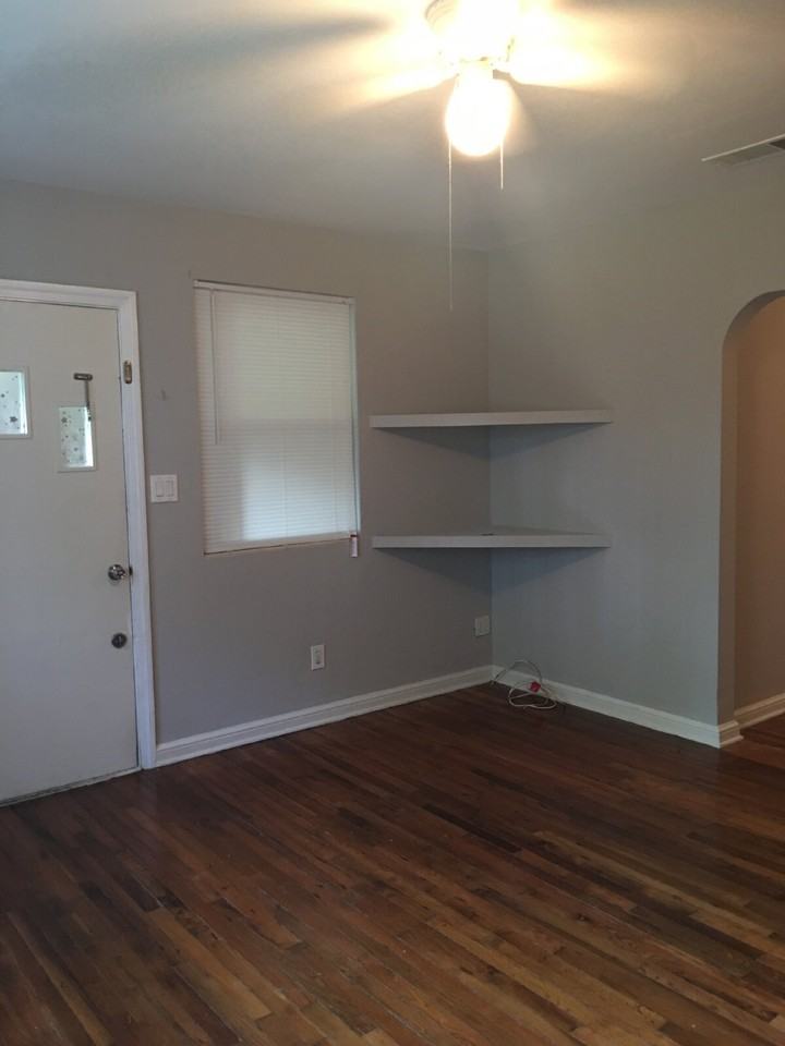 935 Delores Dr - Photo 6 of 10