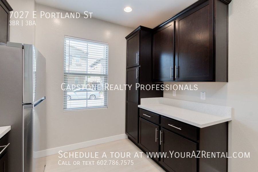7027 E Portland St - Photo 5 of 23