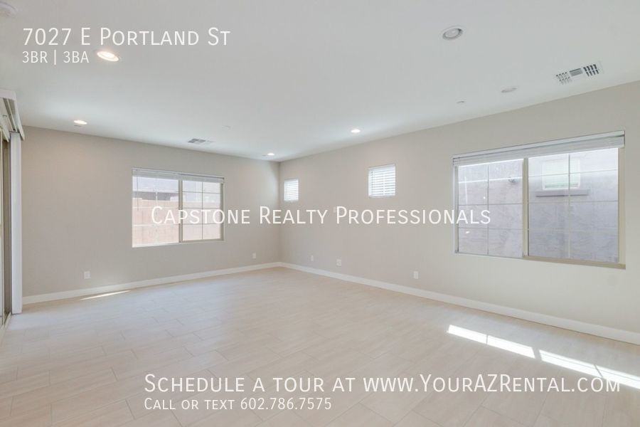 7027 E Portland St - Photo 7 of 23