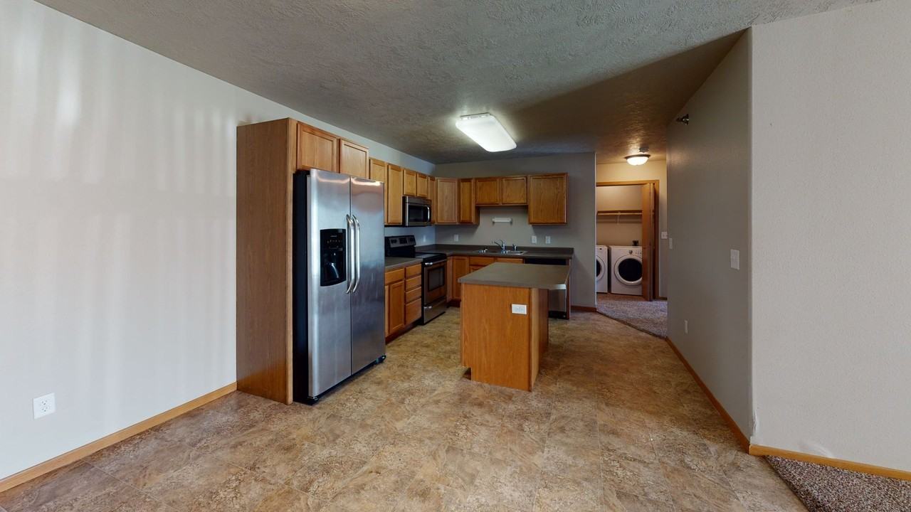 Cobblestone Apartments - Photo 5 of 10