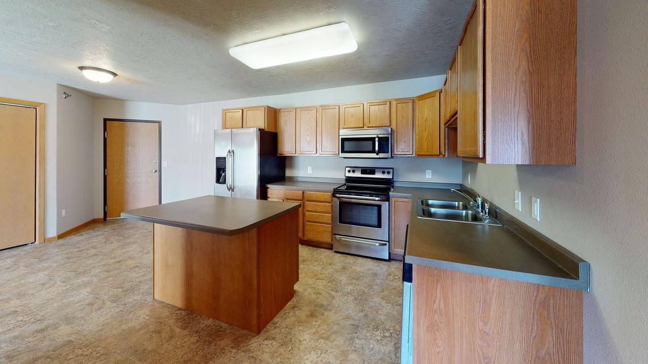 Cobblestone Apartments - Photo 6 of 10