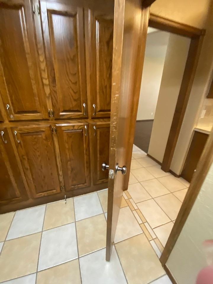 509 Allison Ln - Photo 7 of 36