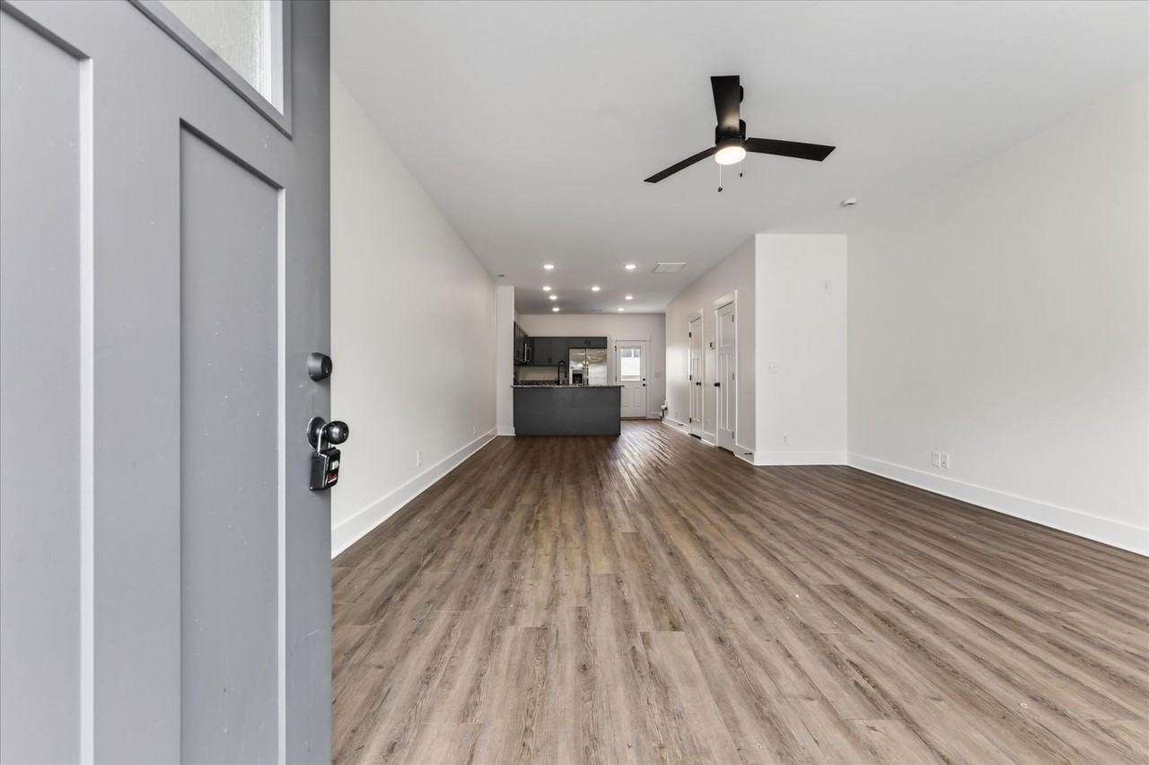 309 Front Ridge Cir - Photo 3 of 26