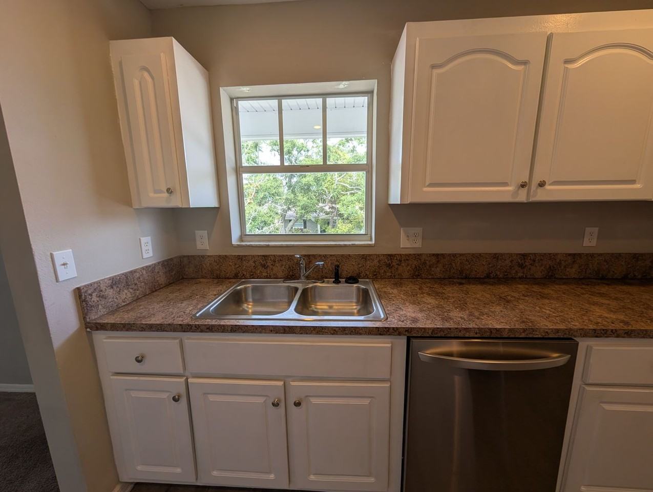 9019 Cochise Ln #202 - Photo 7 of 31