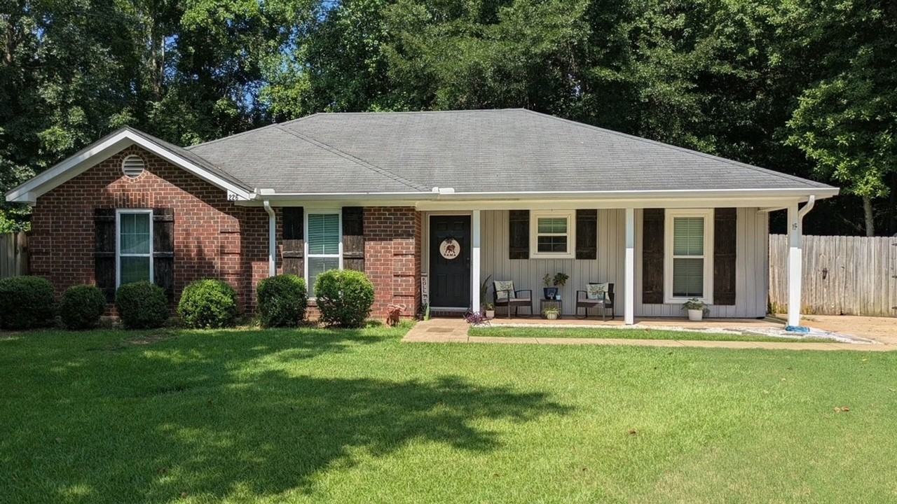 226 Meadow Oaks Ct - Photo 2 of 29