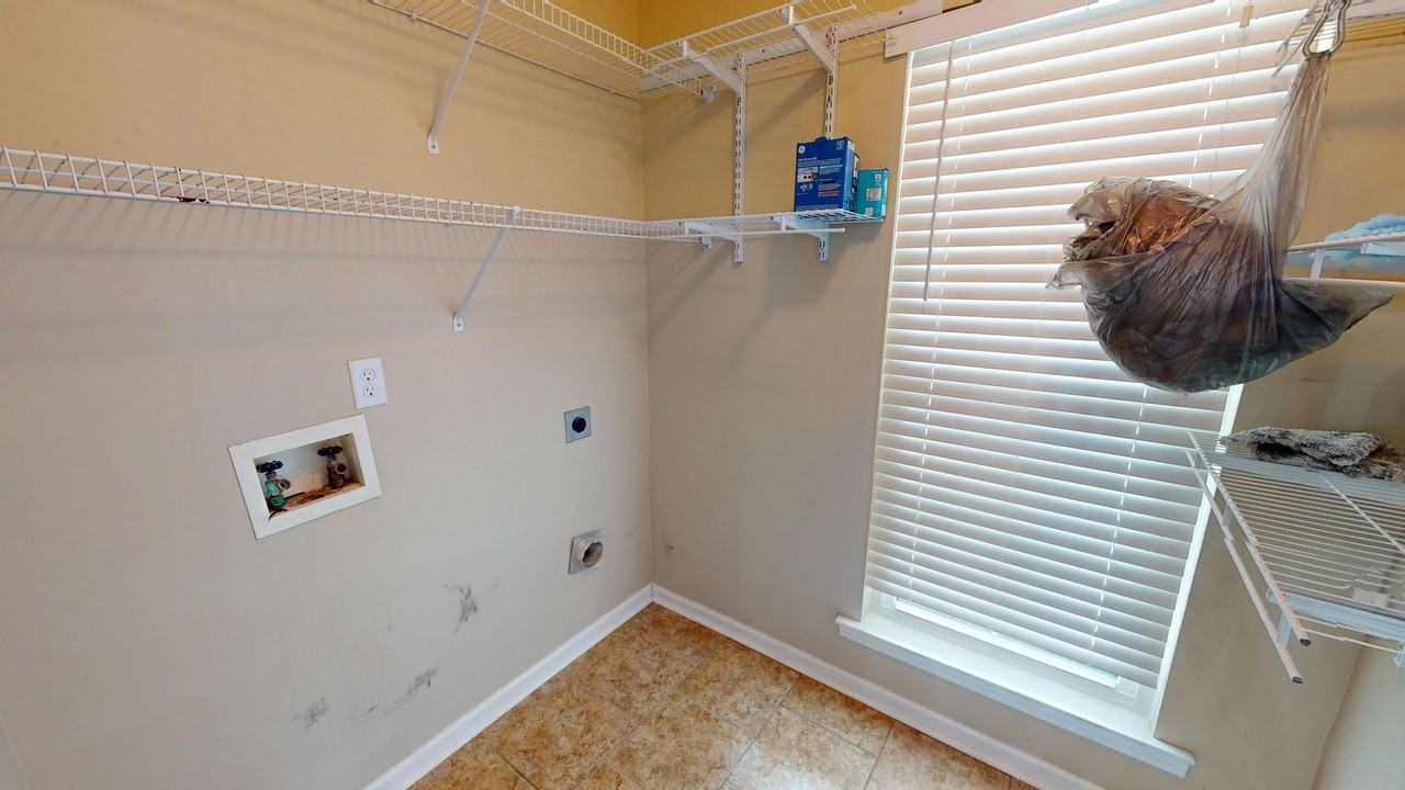 226 Meadow Oaks Ct - Photo 7 of 29