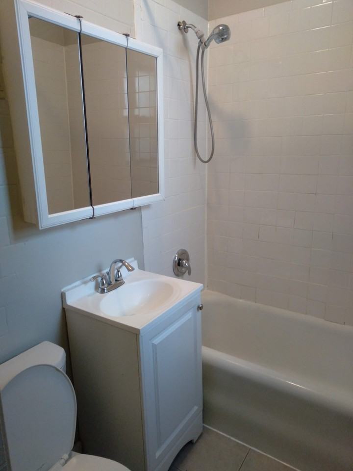 230 Elmwood Ave #3S - Photo 3 of 9