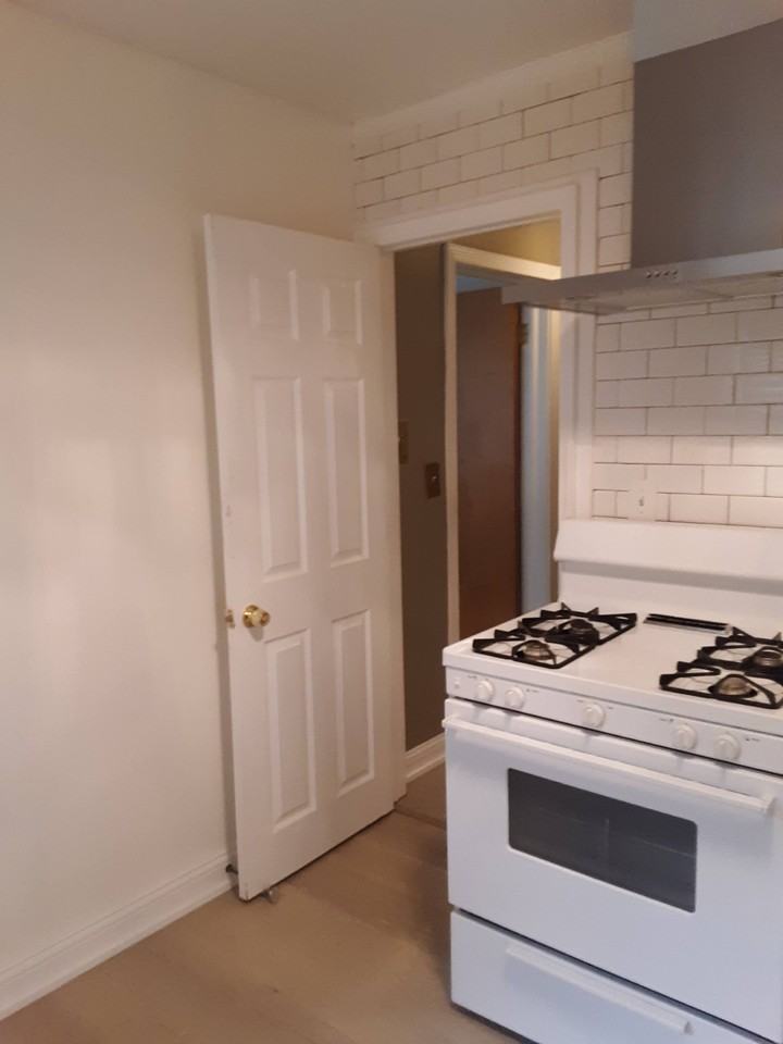 426 Elmwood Ave #1 - Photo 4 of 13