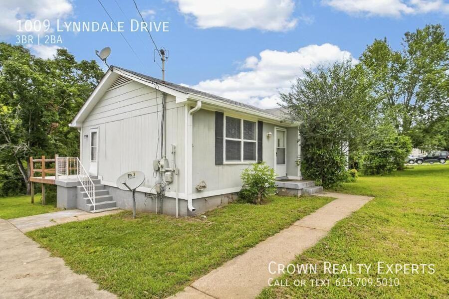 1009 Lynndale Dr - Photo 6 of 39