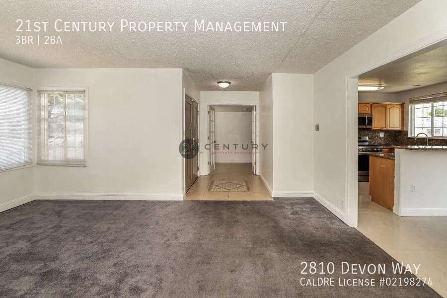 2810 Devon Way - Photo 5 of 16