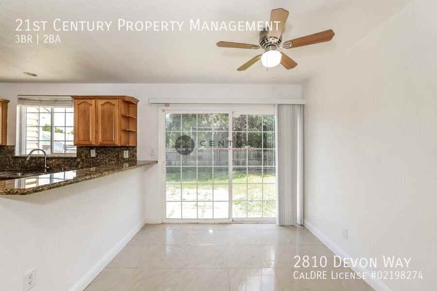 2810 Devon Way - Photo 6 of 16