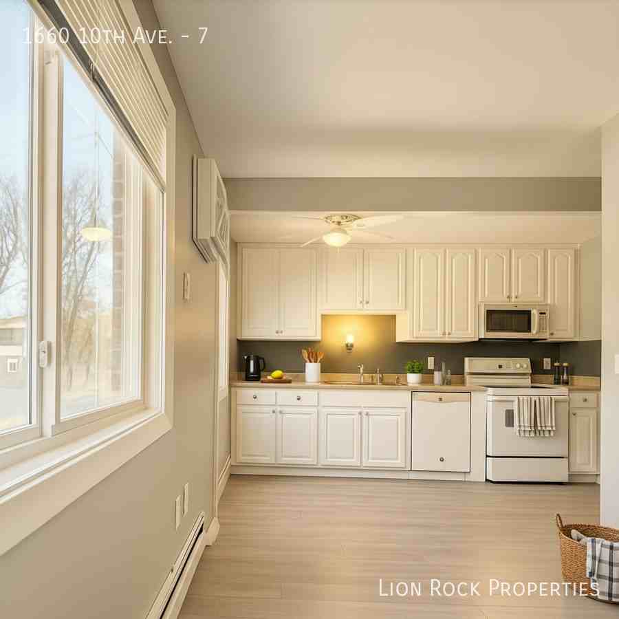 1660 10th Ave #7 - Photo 5 of 24