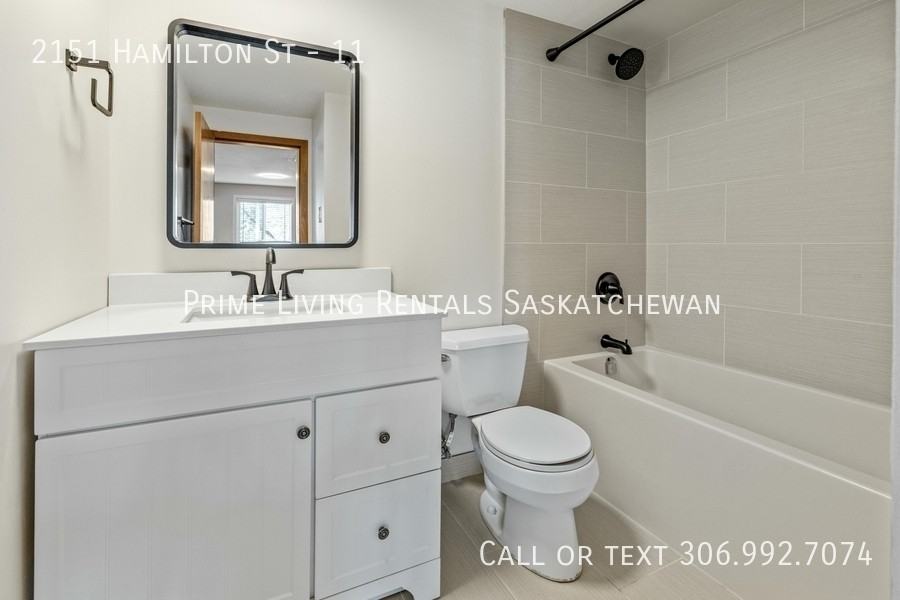2151 Hamilton St #11