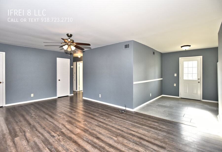 12610 E 18th Pl - Photo 3 of 24