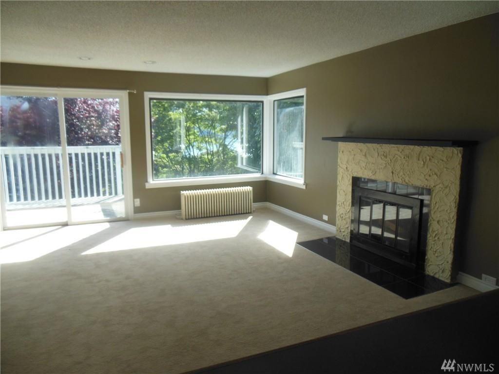 10742 Durland Ave Ne #1 - Photo 3 of 26