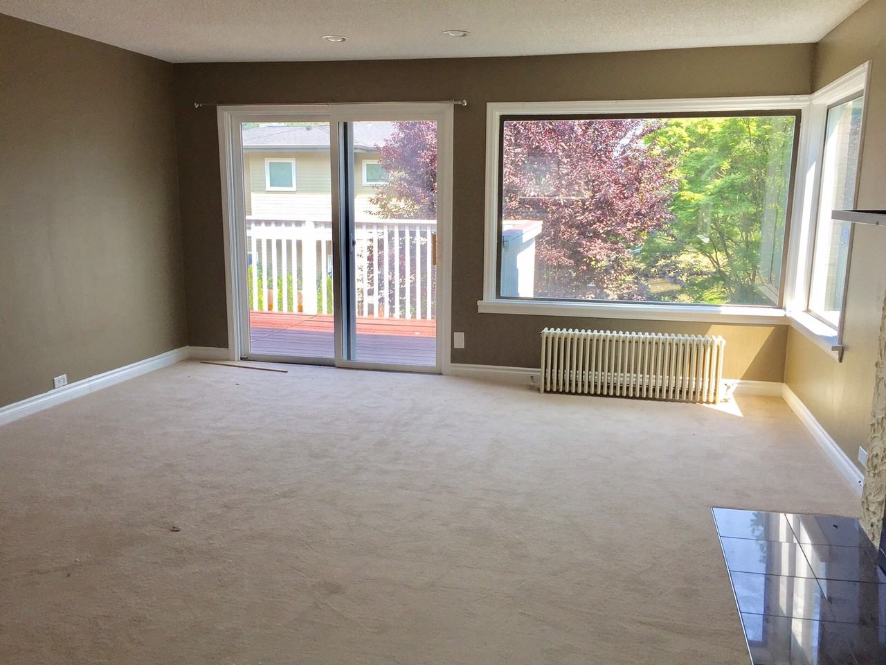 10742 Durland Ave Ne #1 - Photo 4 of 26