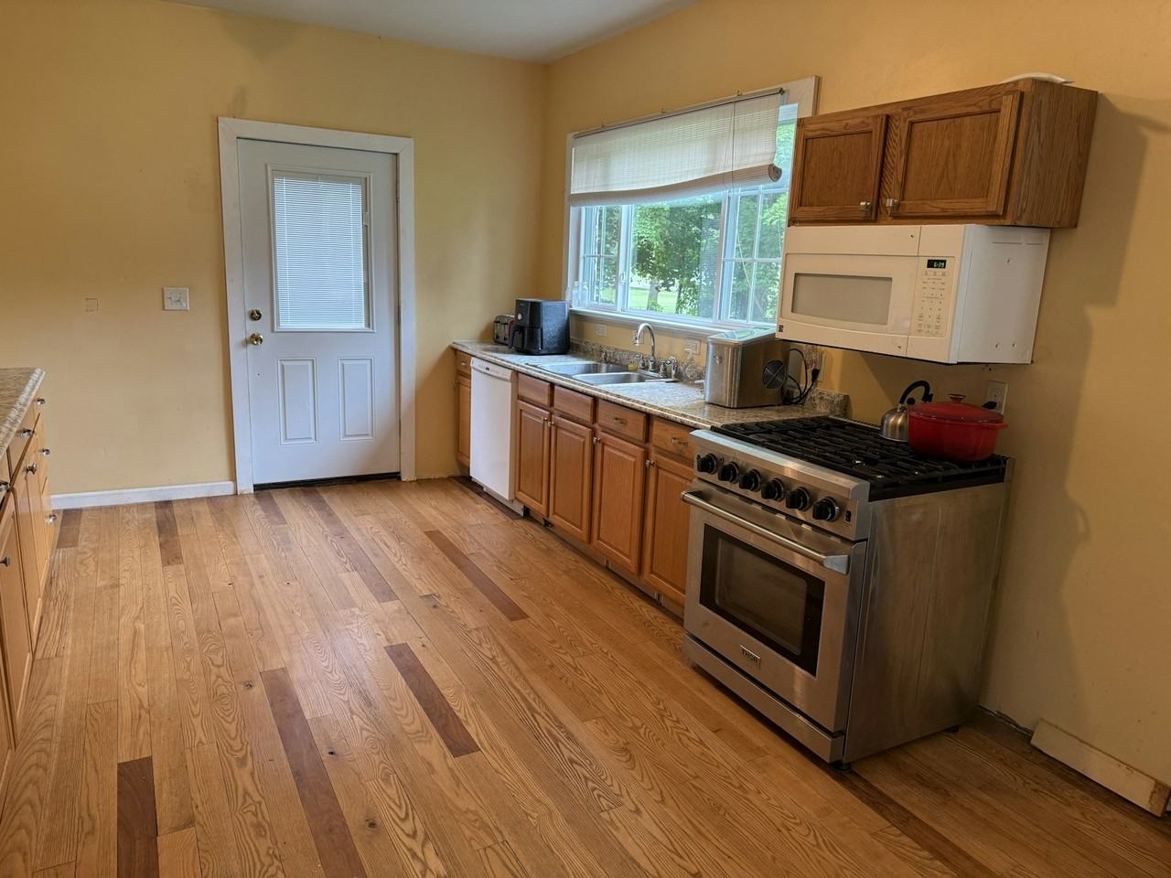 409 East Porter Street - Photo 5 of 22