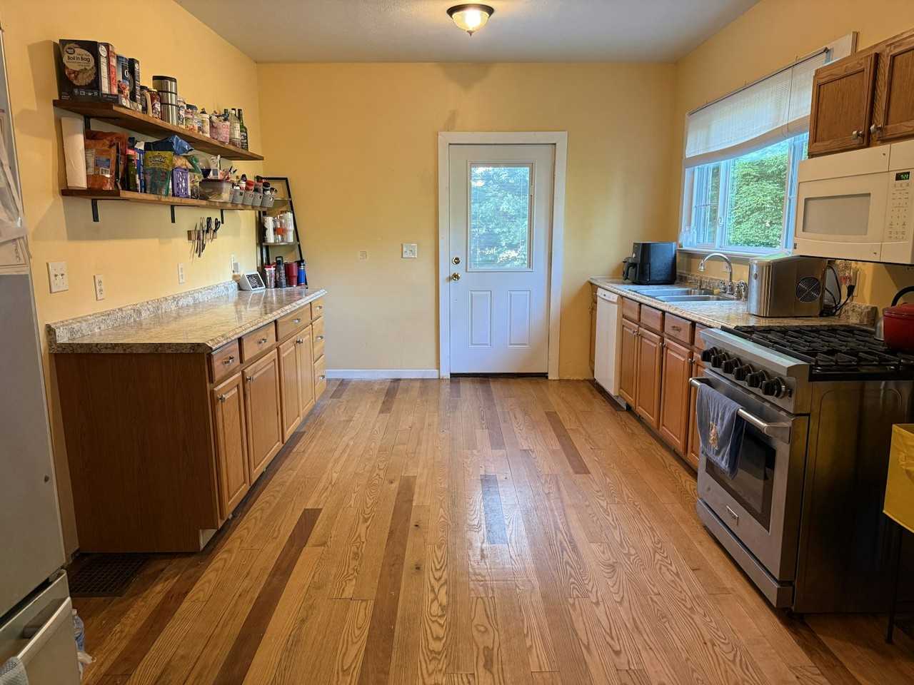 409 East Porter Street - Photo 7 of 22