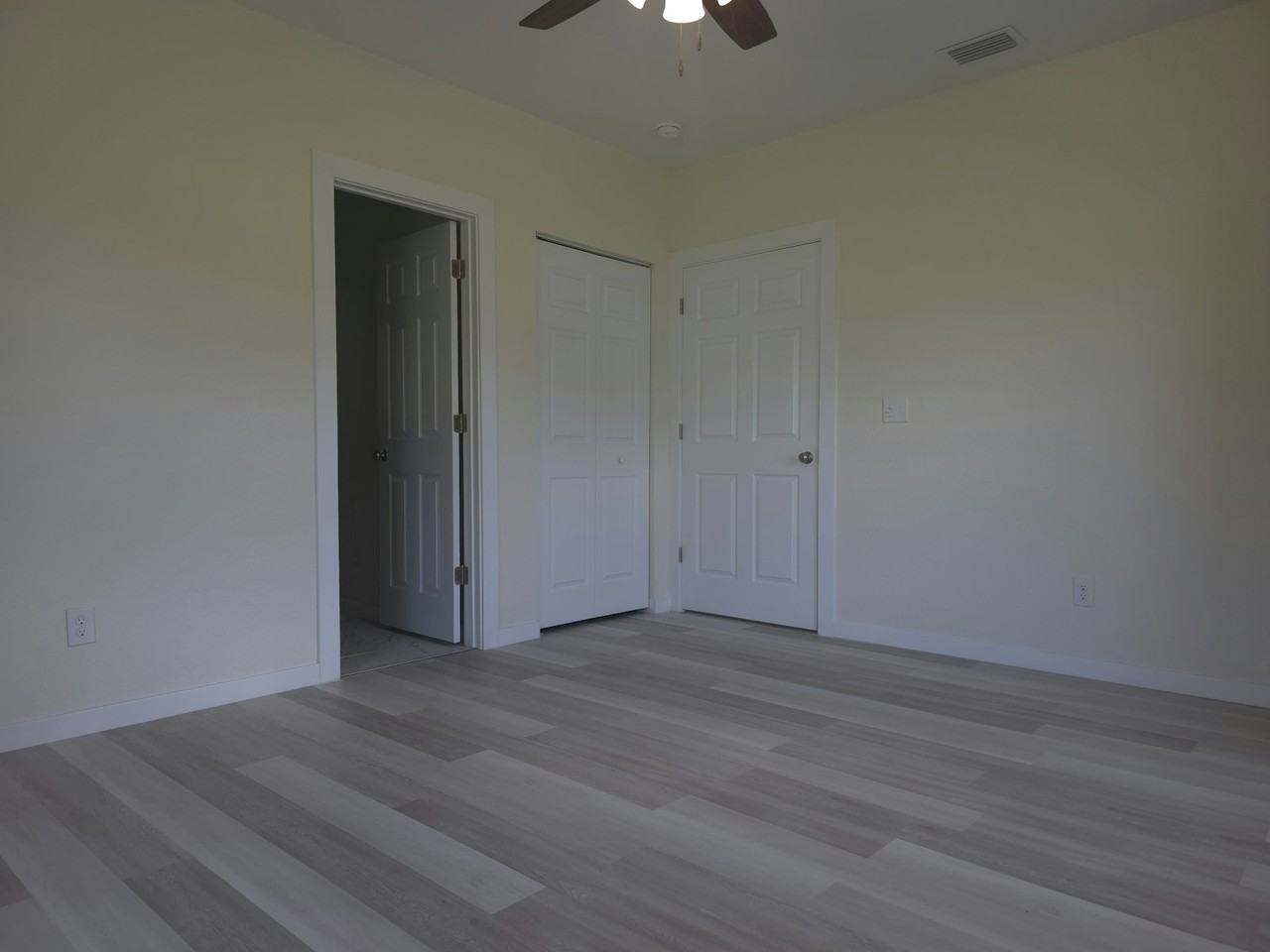 119 Pine Island Drive - Photo 7 of 10