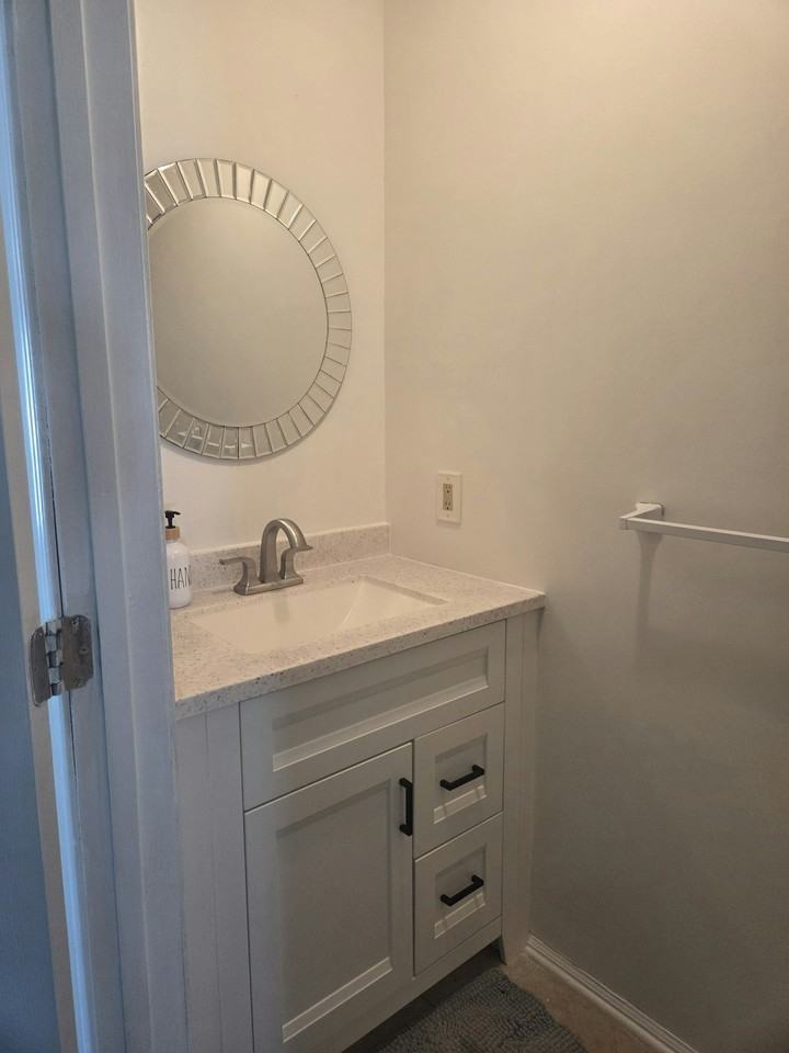 412 Plymouth Road - Photo 6 of 20